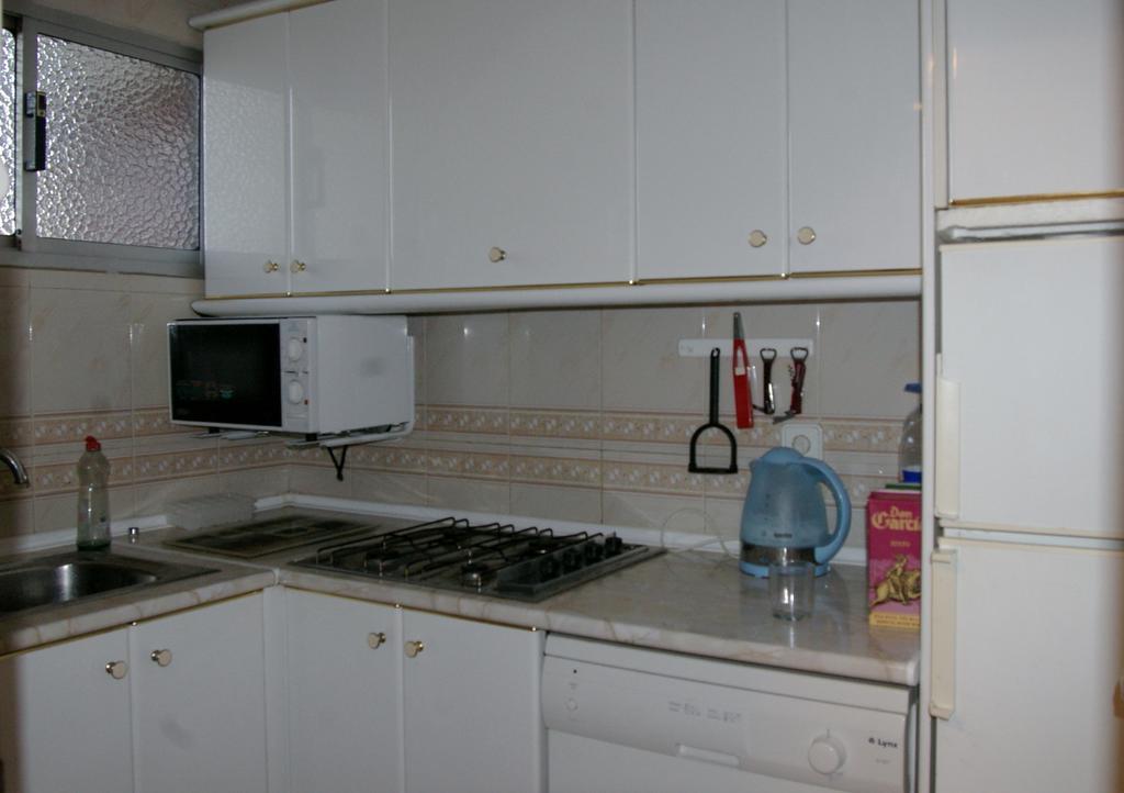 Apartamentos Carolina - Arca Rent Benidorm Phòng bức ảnh